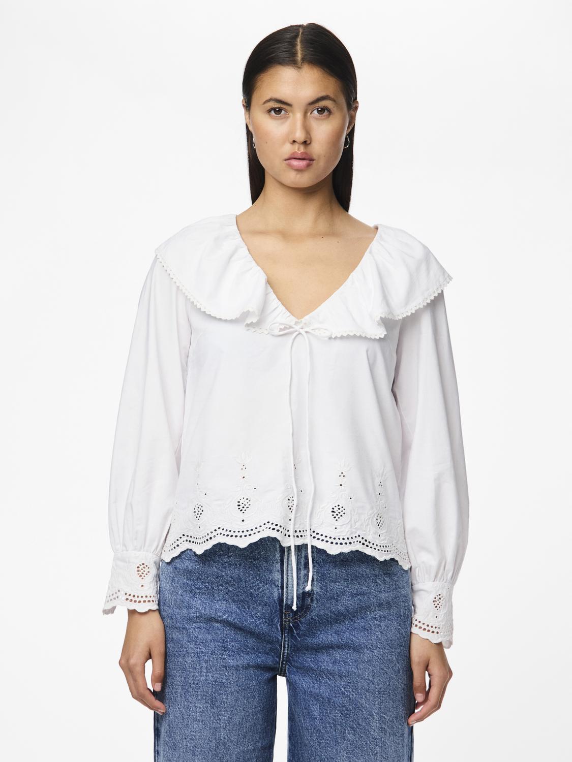 model_shot-front